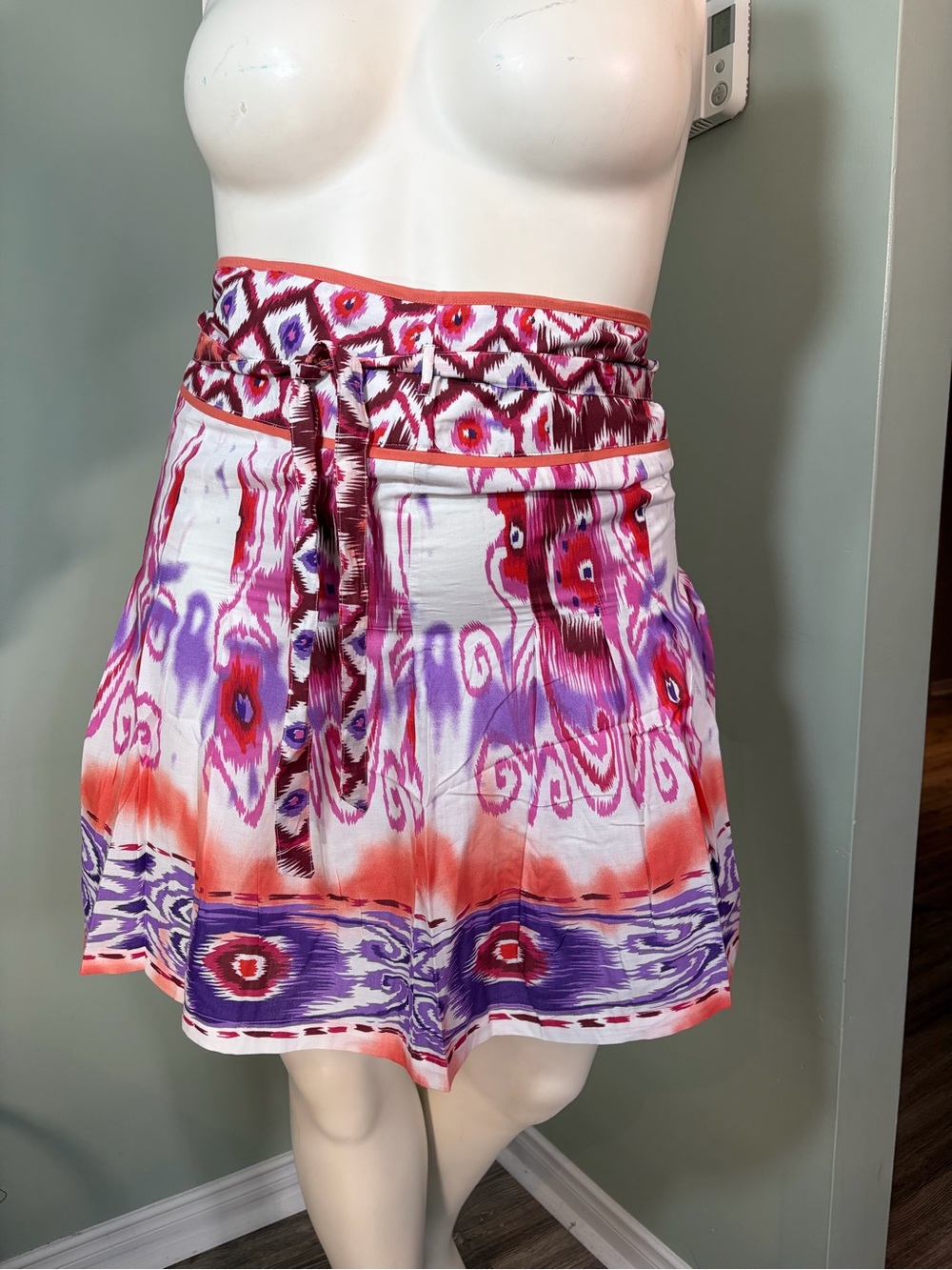 185. Coupé Collection Women's Coral & Purple Printed Belted Skirt